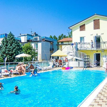 Hotel Santa Martina Villamarina Exteriér fotografie
