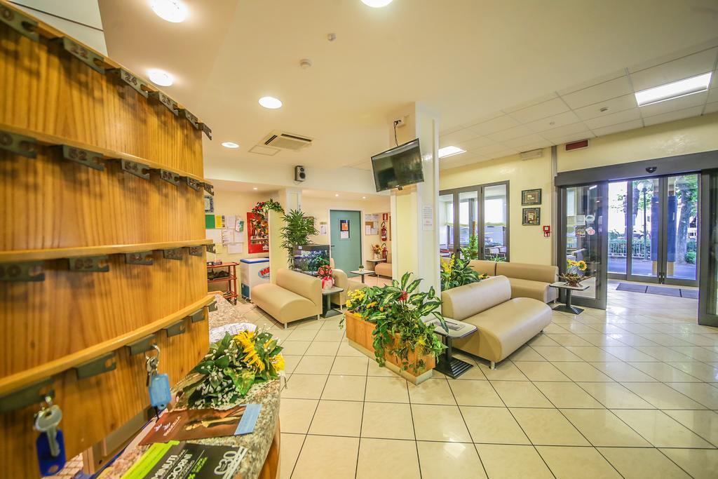 Hotel Santa Martina Villamarina Exteriér fotografie