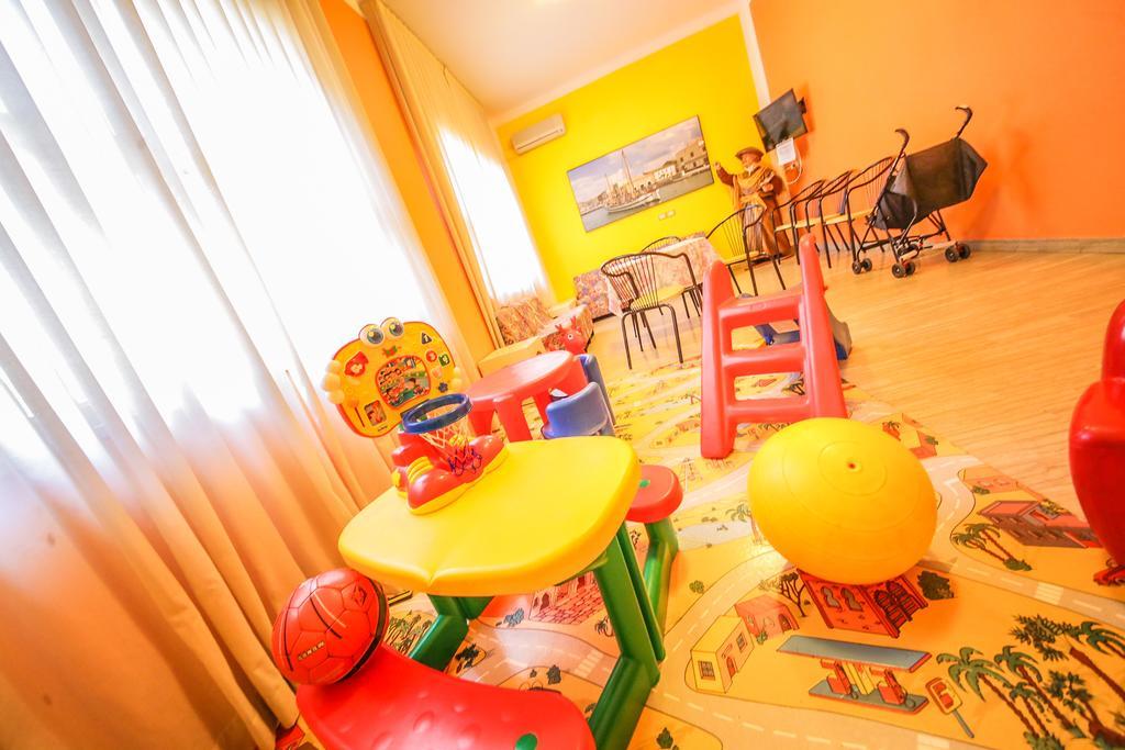 Hotel Santa Martina Villamarina Exteriér fotografie
